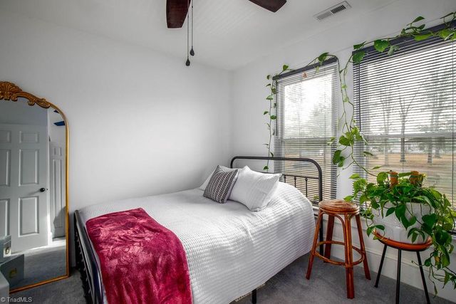 821 Fisher Ferry Street, Thomasville, NC 27360