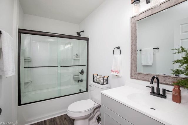 821 Fisher Ferry Street, Thomasville, NC 27360