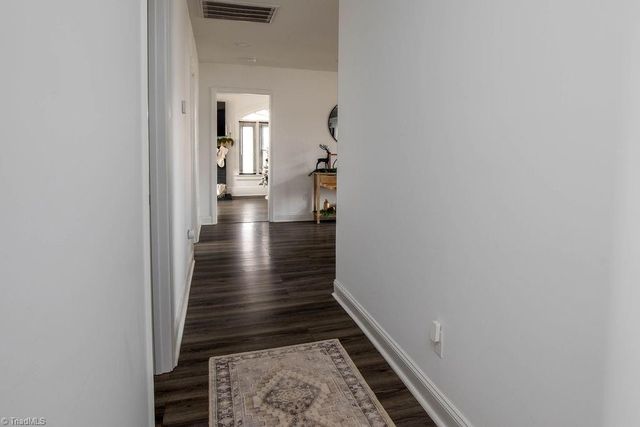 821 Fisher Ferry Street, Thomasville, NC 27360