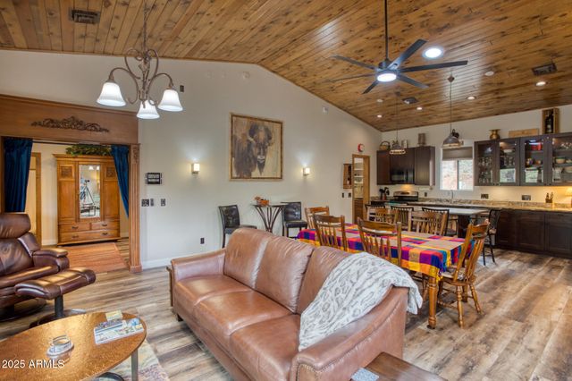 5160 W TATANKA Loop, Show Low, AZ 85901