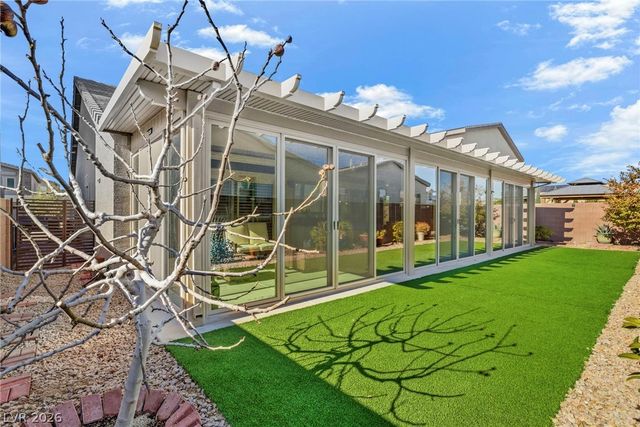 8610 Hallcrest Court, Las Vegas, NV 89139