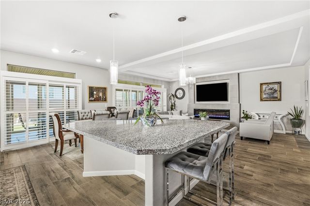 8610 Hallcrest Court, Las Vegas, NV 89139