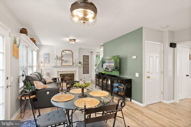14879 BUTTONWOOD CT, Woodbridge, VA 22193