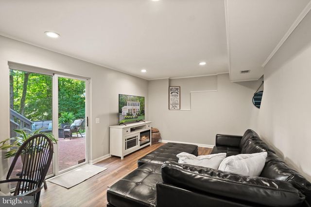 14879 BUTTONWOOD CT, Woodbridge, VA 22193