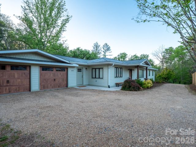 1048 Jenkins Valley Road, Alexander, NC 28701
