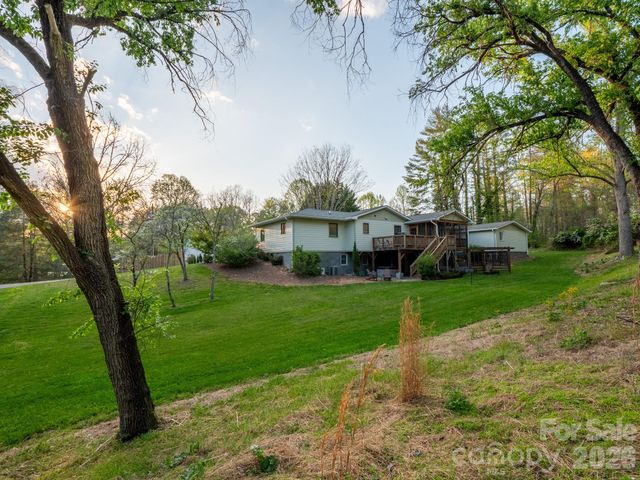 1048 Jenkins Valley Road, Alexander, NC 28701