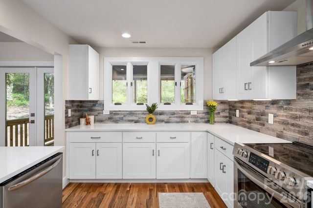 1048 Jenkins Valley Road, Alexander, NC 28701