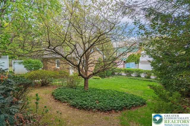 1716 Sycamore Street, Bethlehem City, PA 18017