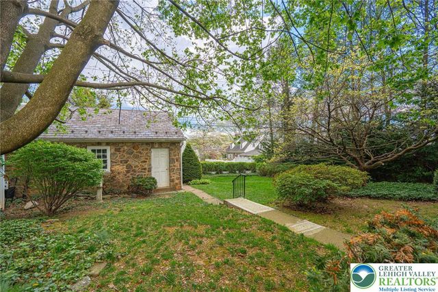 1716 Sycamore Street, Bethlehem City, PA 18017