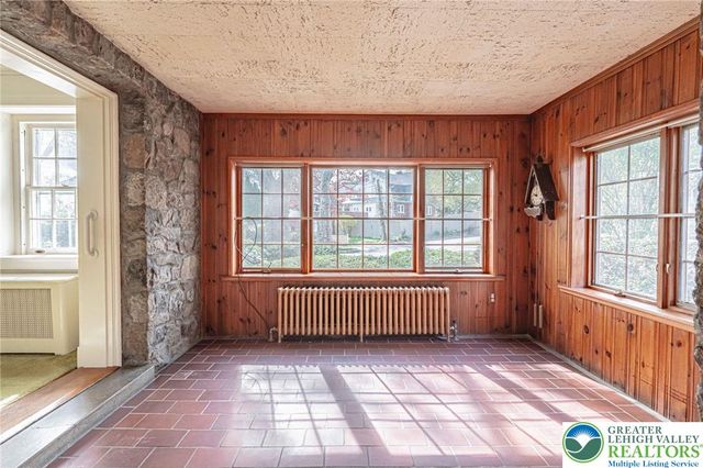 1716 Sycamore Street, Bethlehem City, PA 18017