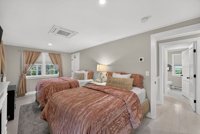 215 Route 6a, Dennis, MA 02638
