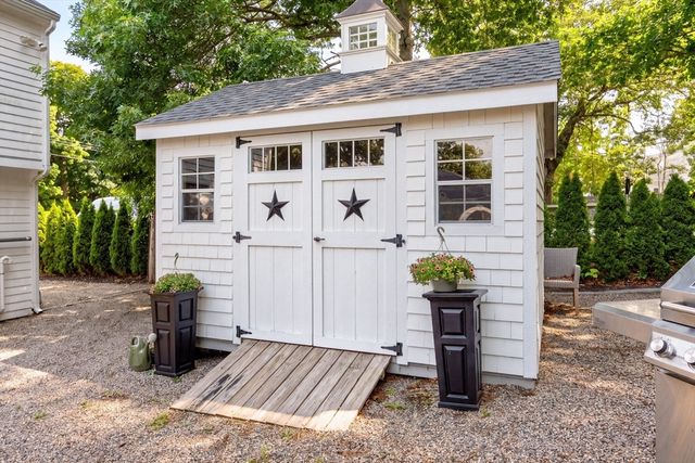 215 Route 6a, Dennis, MA 02638