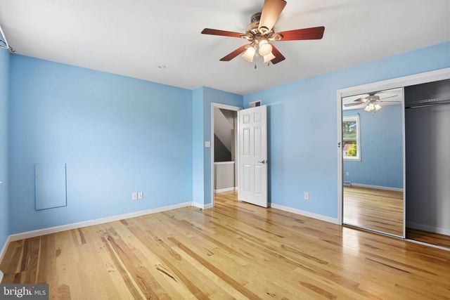 22 PENNWICK DR, Lititz, PA 17543