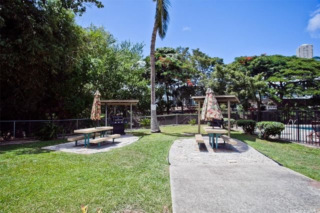 98-402 Koauka Loop 605, Aiea, HI 96701