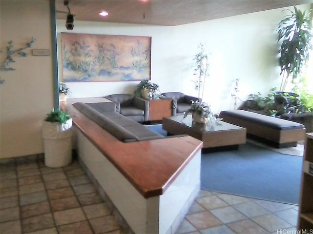 98-402 Koauka Loop 605, Aiea, HI 96701