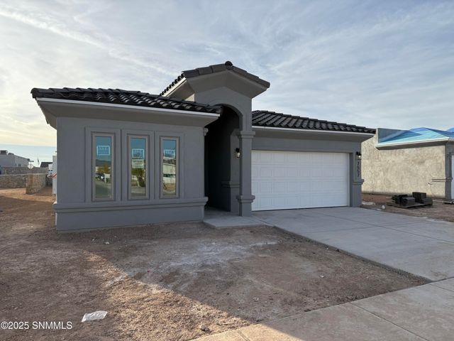 7557 Clarion Way, Las Cruces, NM 88012