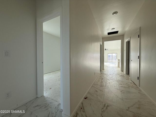 7557 Clarion Way, Las Cruces, NM 88012