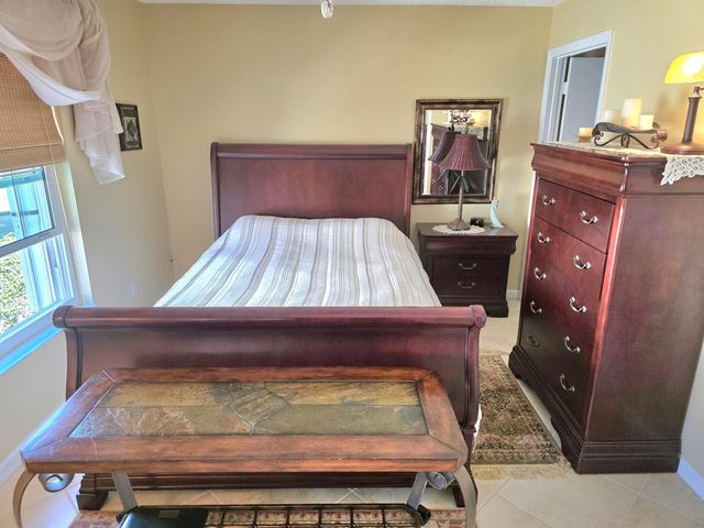 311 Waterside Drive 9c, Hypoluxo, FL 33462