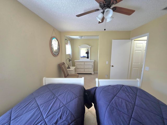 311 Waterside Drive 9c, Hypoluxo, FL 33462