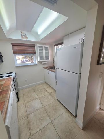 311 Waterside Drive 9c, Hypoluxo, FL 33462