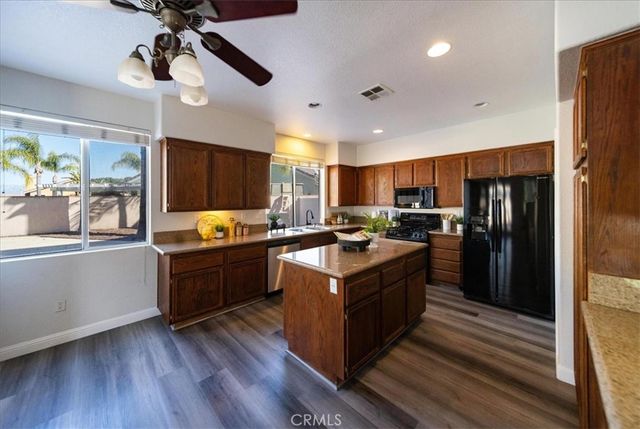 2812 Via Mazatlan, Corona, CA 92882