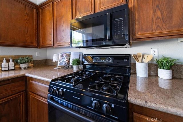 2812 Via Mazatlan, Corona, CA 92882