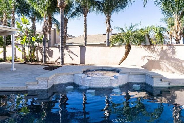 2812 Via Mazatlan, Corona, CA 92882