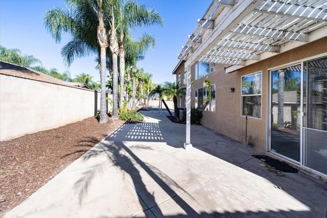 2812 Via Mazatlan, Corona, CA 92882