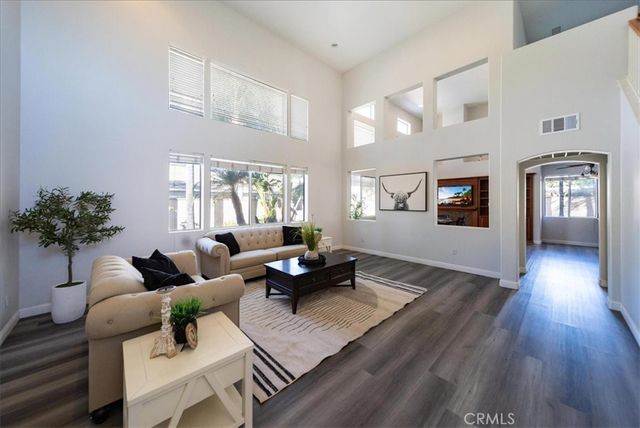 2812 Via Mazatlan, Corona, CA 92882