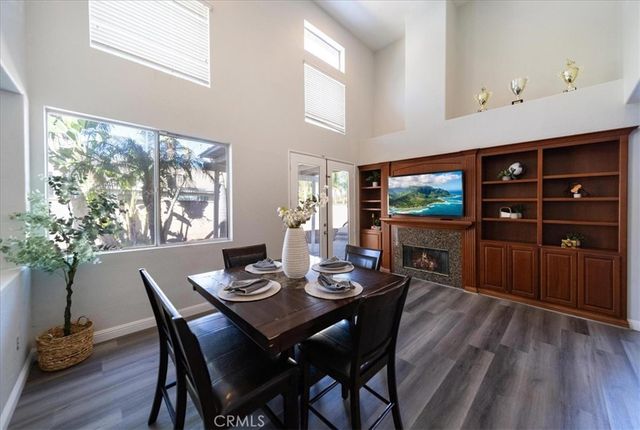 2812 Via Mazatlan, Corona, CA 92882