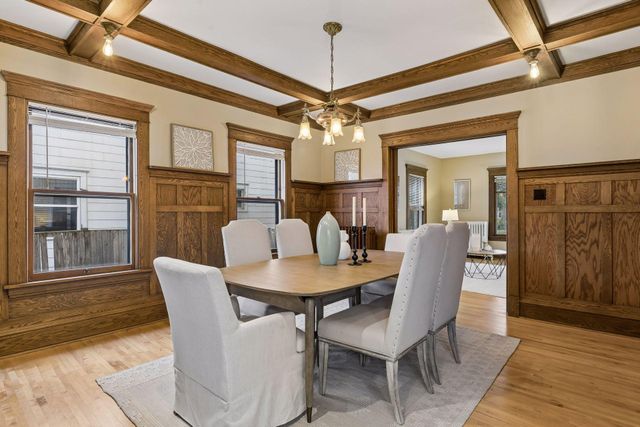 2027 Emerson Avenue S, Minneapolis, MN 55405