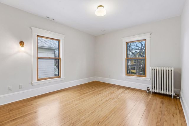 2027 Emerson Avenue S, Minneapolis, MN 55405