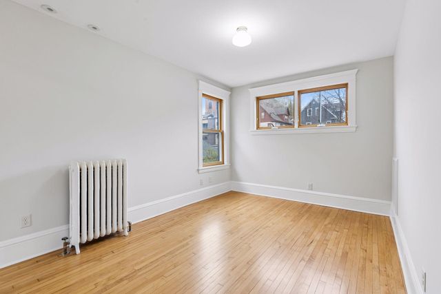 2027 Emerson Avenue S, Minneapolis, MN 55405