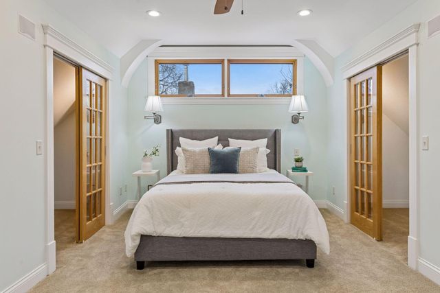 2027 Emerson Avenue S, Minneapolis, MN 55405