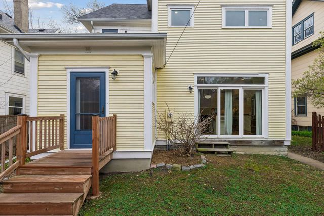 2027 Emerson Avenue S, Minneapolis, MN 55405