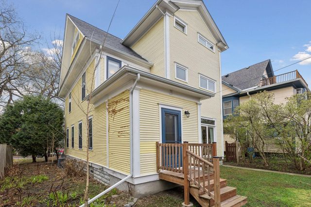 2027 Emerson Avenue S, Minneapolis, MN 55405