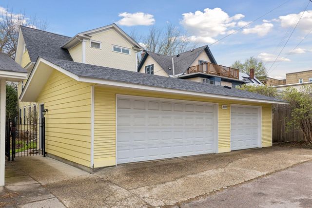 2027 Emerson Avenue S, Minneapolis, MN 55405