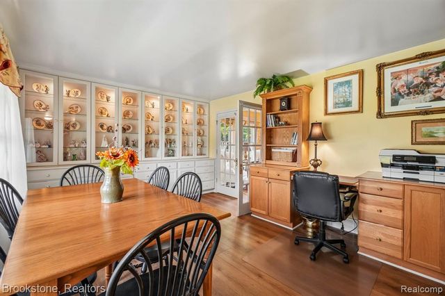 2668 Caterham Drive, Waterford, MI 48329