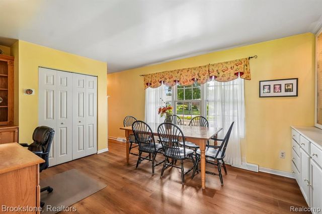 2668 Caterham Drive, Waterford, MI 48329