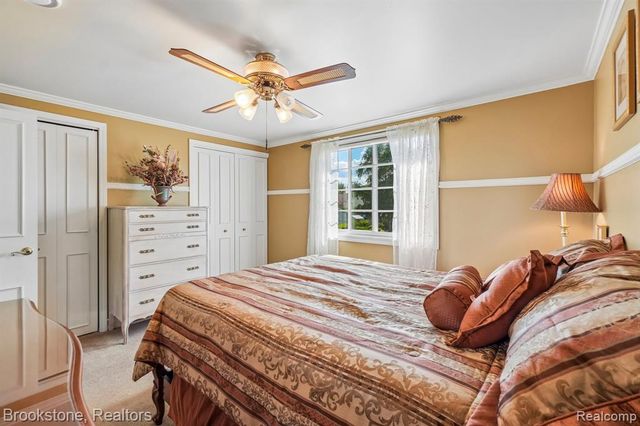 2668 Caterham Drive, Waterford, MI 48329