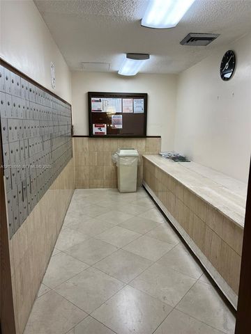 1865 S Ocean Drive 21A, Hallandale Beach, FL 33009