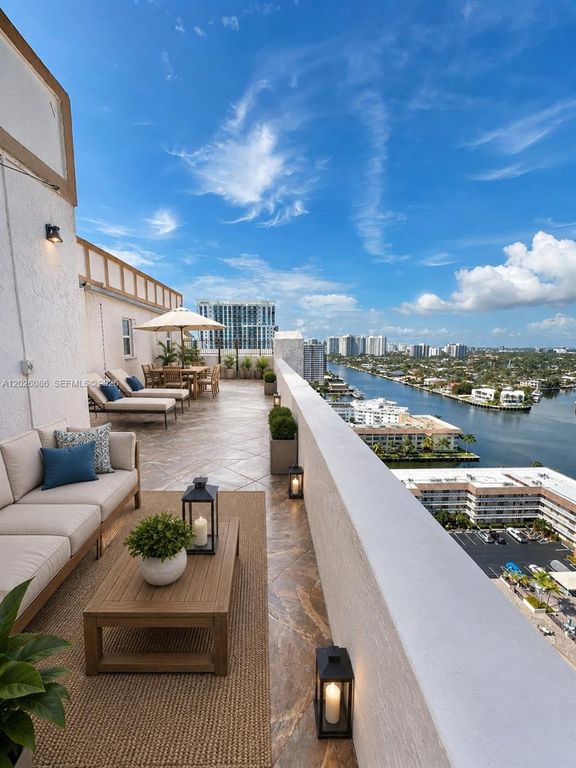 1865 S Ocean Drive 21A, Hallandale Beach, FL 33009