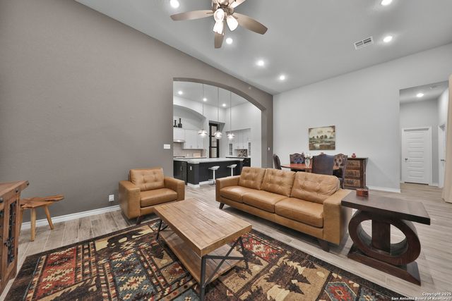 12424 Upton Park, San Antonio, TX 78253
