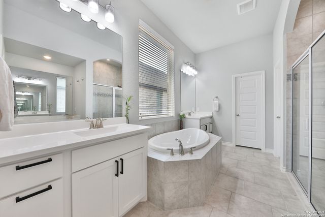 12424 Upton Park, San Antonio, TX 78253