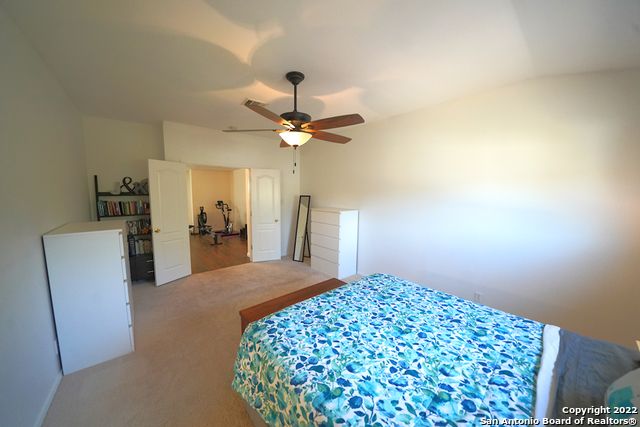 136 Earhart Ln, Cibolo, TX 78108