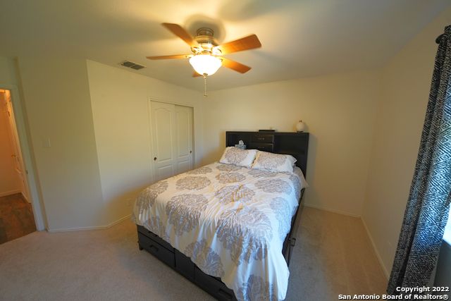 136 Earhart Ln, Cibolo, TX 78108