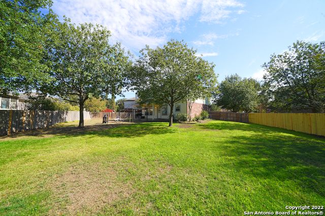 136 Earhart Ln, Cibolo, TX 78108