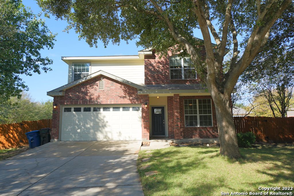 136 Earhart Ln, Cibolo, TX 78108