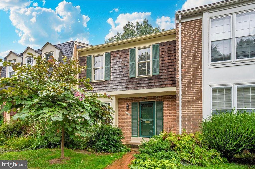 10006 MAPLE LEAF DR, Montgomery Village, MD 20886