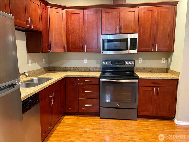 18006 NE 93rd, Redmond, WA 98052